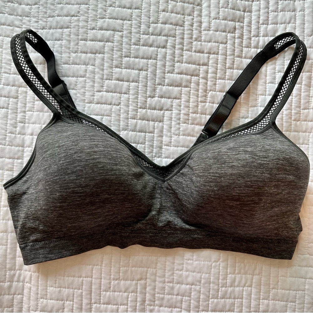 Target All In Motion Grey Wireless Bra Size XL NWOT